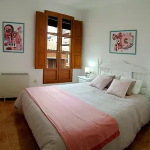 Roseia Apartment